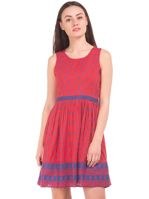 round neck flared dress - 18073440 - Very Small Image - 1