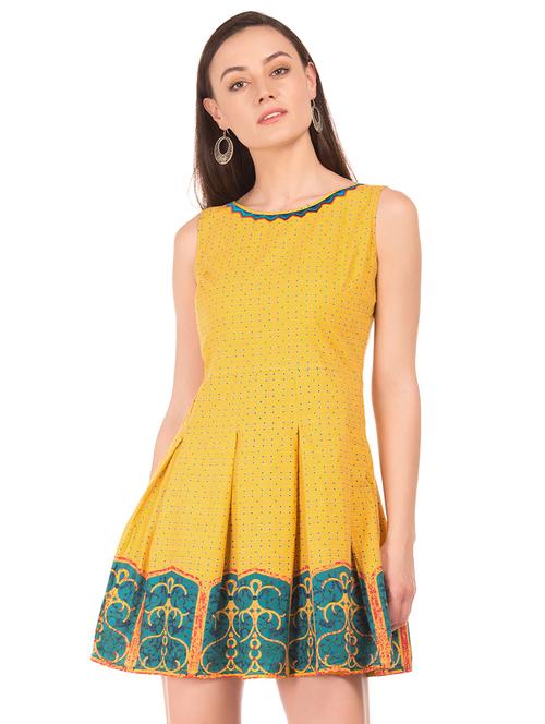 round neck printed flared dress - 18073446 - Very Small Image - 1