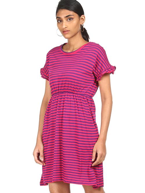 round neck striped dress - 18073543 - Very Small Image - 1