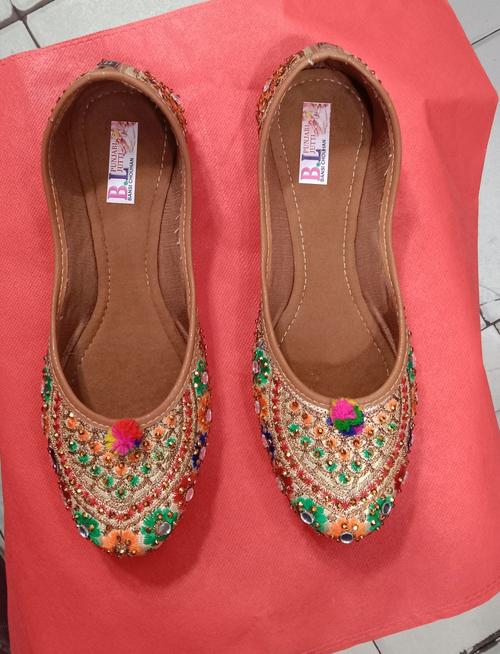 ladies juti for daily use - 18079414 - Very Small Image - 1