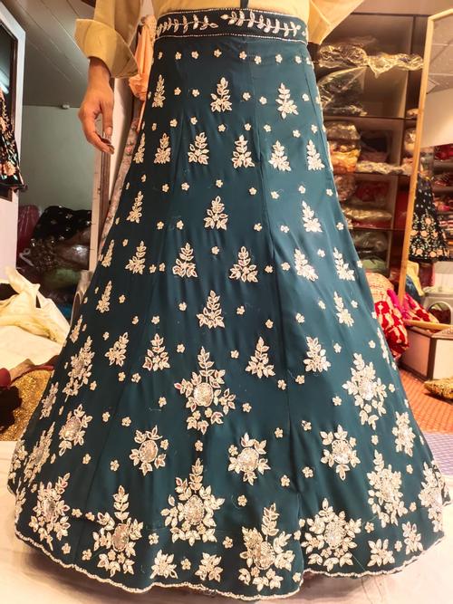 embroidered party wear lehenga - 18081440 - Very Small Image - 1
