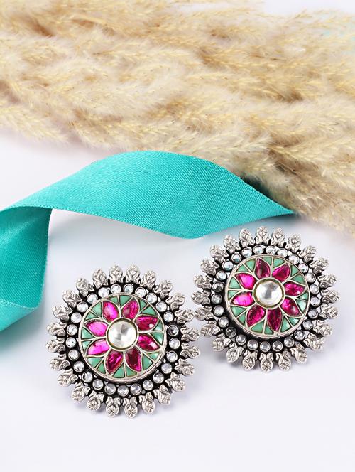 silver studs earring - 18083110 - Very Small Image - 1