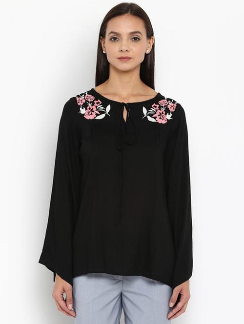 tie up neck solid top - 18108950 - Very Small Image - 1