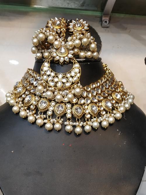 jewellery - 18112289 - Very Small Image - 1