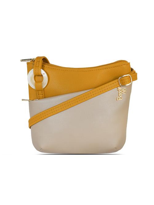 yellow pvc regular pouch - 18118124 - Very Small Image - 1