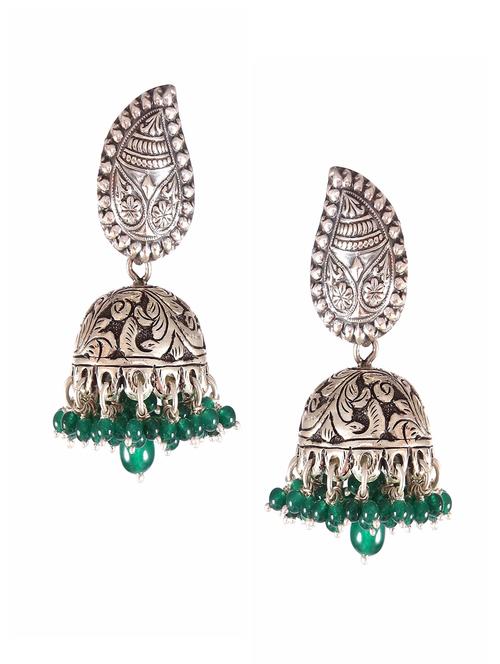 handcrafted embellished earring - 18137987 - Very Small Image - 1