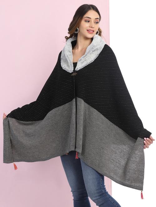 v-neck knitted poncho - 18138636 - Very Small Image - 1