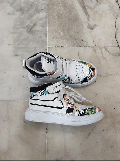 kids sports shoes white - 18145484 - Very Small Image - 1