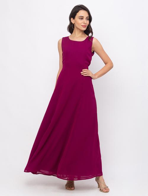 round neck maxi dress - 18146771 - Very Small Image - 1
