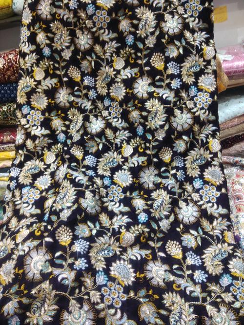 velvet suit for ladies - 18161853 - Very Small Image - 1