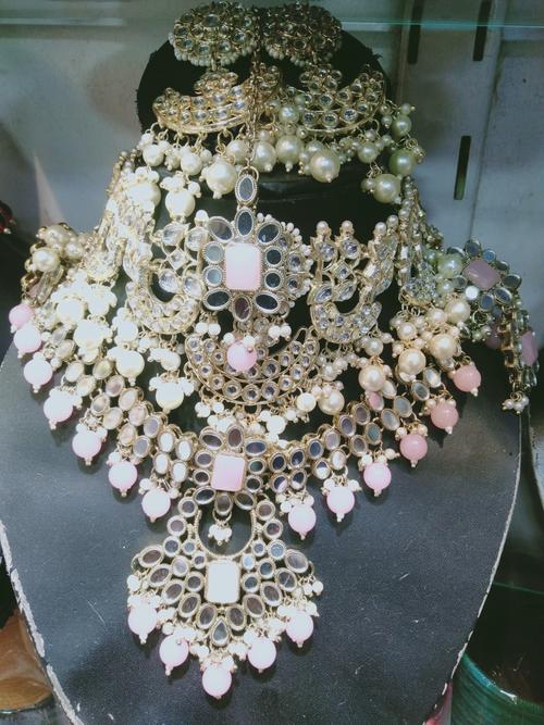 havy neckless - 18163298 - Very Small Image - 1