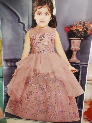 gown good quality - 18179795 - Very Small Image - 1