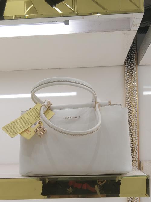 handbags - 18180516 - Very Small Image - 1