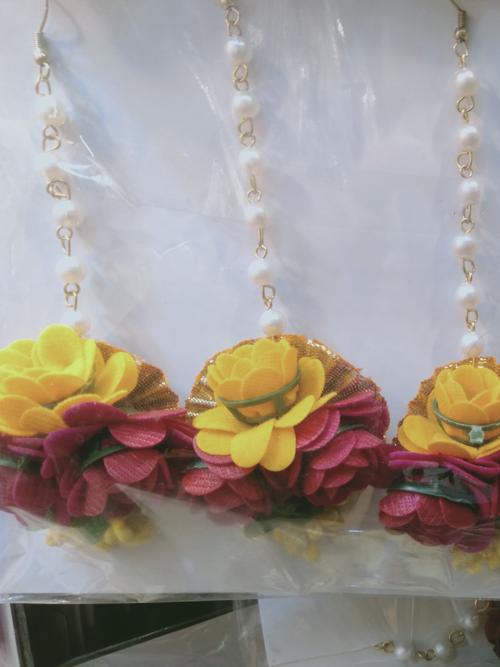 flowers maang teeka sets - 18181276 - Very Small Image - 1