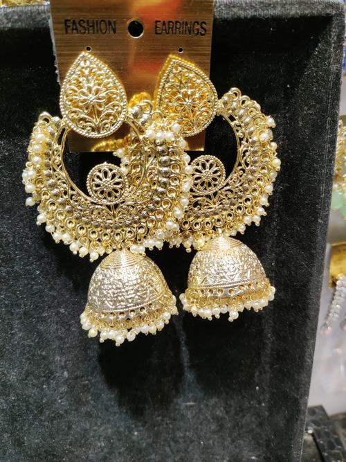 ladies earings - 18181406 - Very Small Image - 1