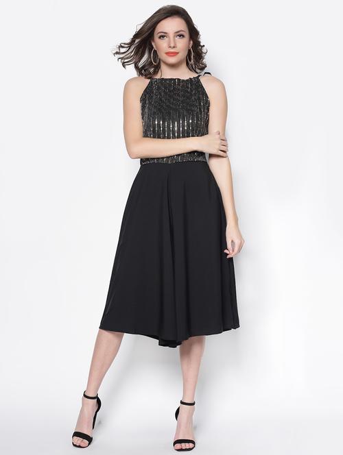 tie knot neck knee length jumpsuit - 18181984 - Very Small Image - 1