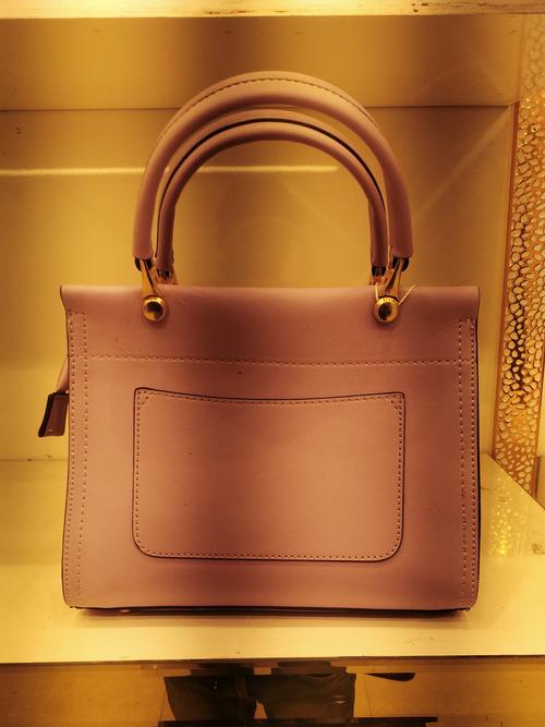 ladies hand bags - 18182246 - Very Small Image - 1