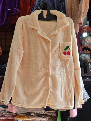 ladies woolen night wear set cream - 18182704 - Very Small Image - 1