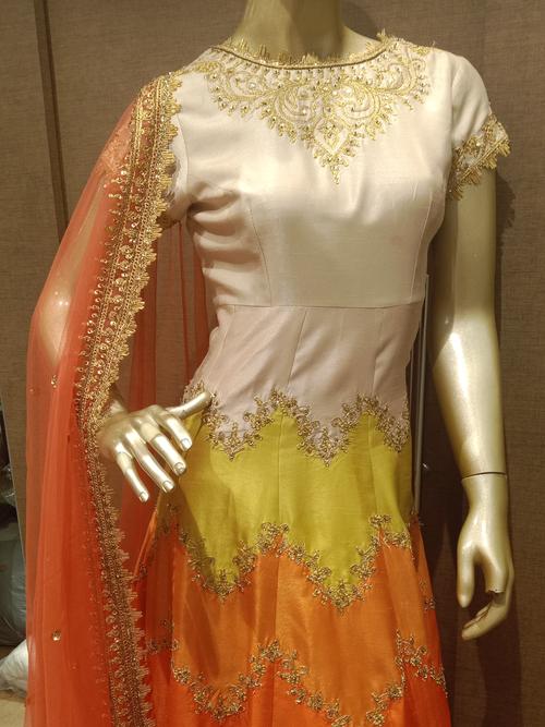 ladies gowns fabric art silk with - 18184222 - Very Small Image - 1