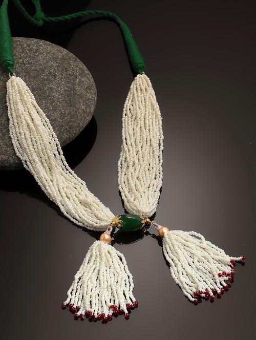 pearls, natural stones, faux emerald green, white, gold, red haar necklace - 18187305 - Very Small Image - 1