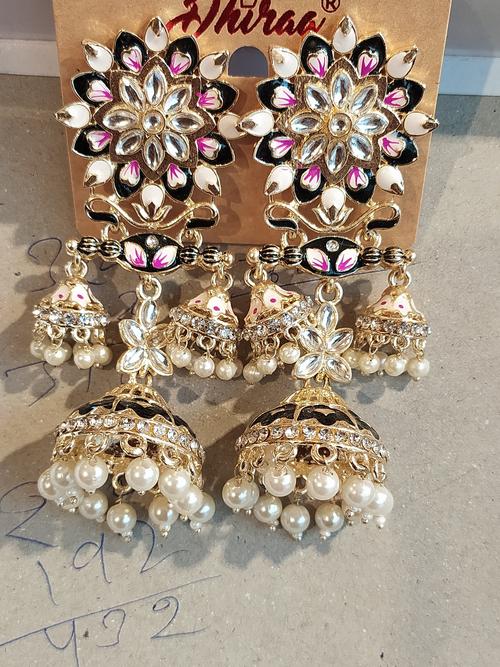 earrings color black - 18190310 - Very Small Image - 1