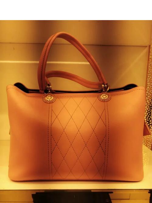 ladies hand bags - 18192277 - Very Small Image - 1