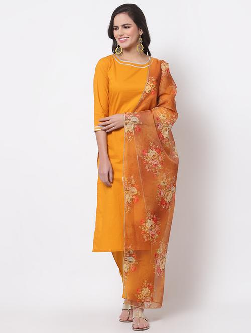 yellow suit set - 18192449 - Very Small Image - 1