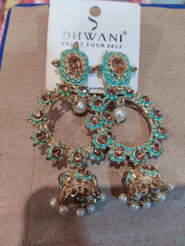 ladies earrings green color - 18193308 - Very Small Image - 1