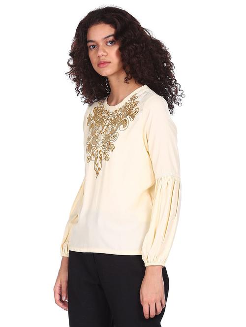 round neck embroidered top - 18195255 - Very Small Image - 1