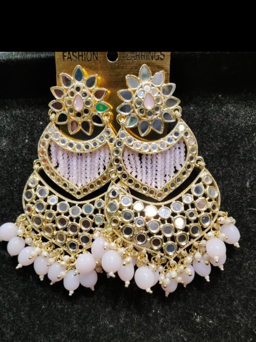 ladies earrings - 18196507 - Very Small Image - 1