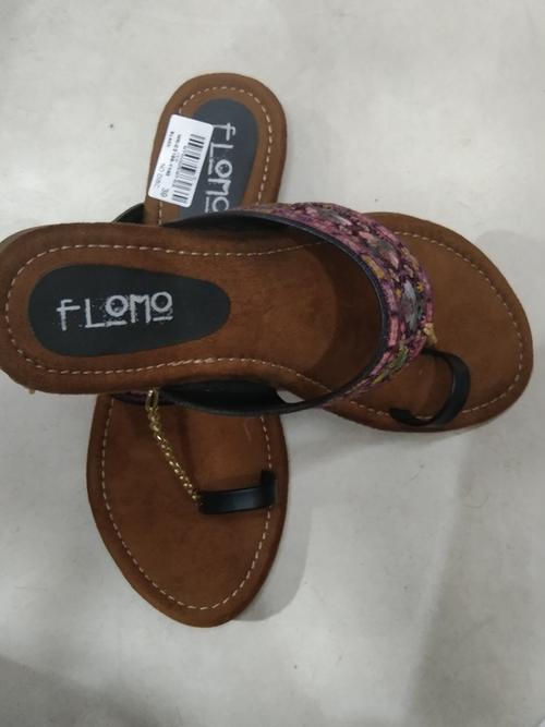 footwear for women - 18198098 - Very Small Image - 1