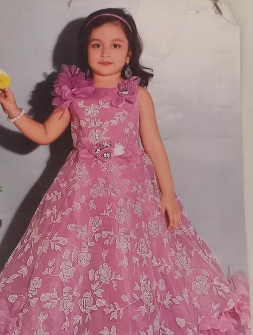 good quality gowns - 18198974 - Very Small Image - 1