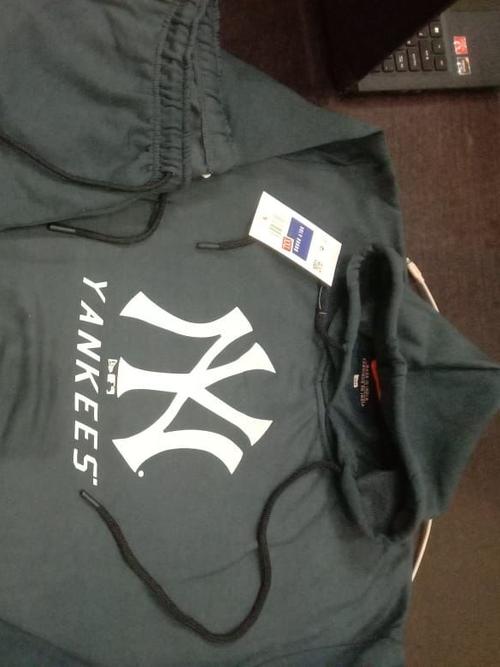 tracksuit - 18199190 - Very Small Image - 1