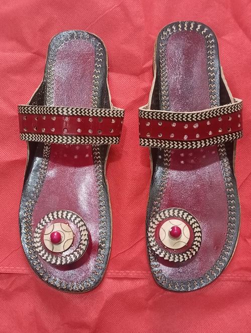 kolhapuris for ladies - 18199341 - Very Small Image - 1