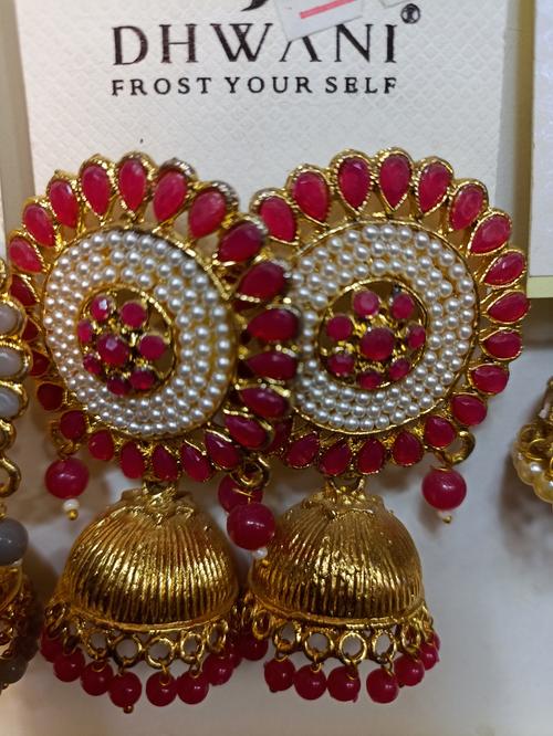 earrings - 18199581 - Very Small Image - 1