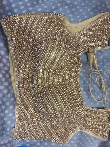 fancy blouse - 18199743 - Very Small Image - 1