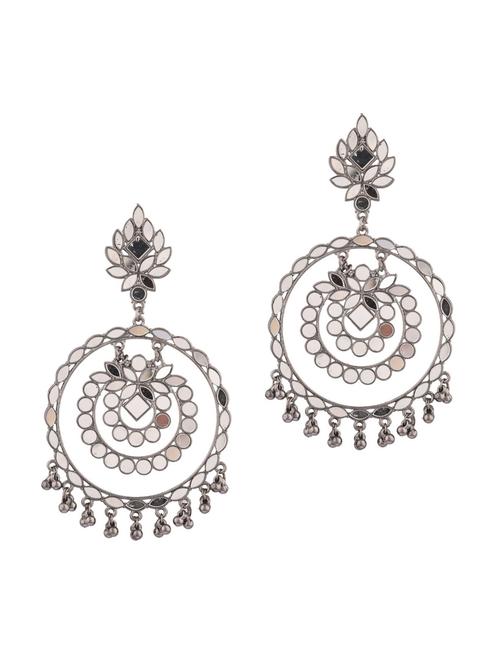 silver metal chandellier earring - 18201456 - Very Small Image - 1