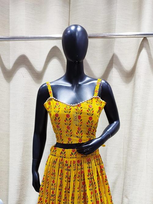lehnga choli with dupatta available in - 18202881 - Very Small Image - 1