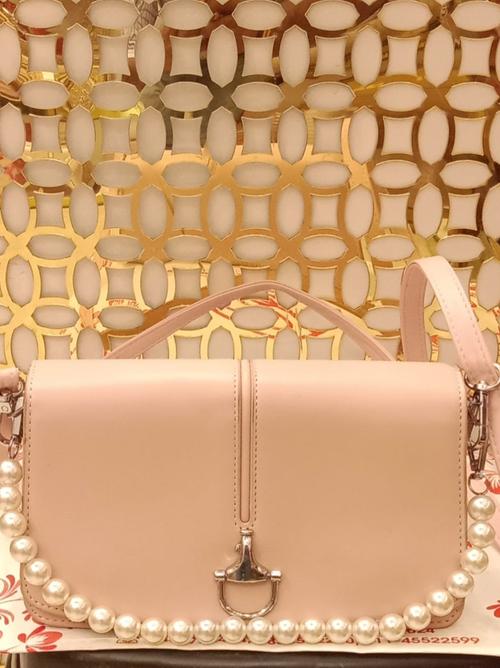 ladies handbags - 18204209 - Very Small Image - 1
