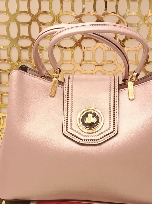 ladies handbags - 18207751 - Very Small Image - 1