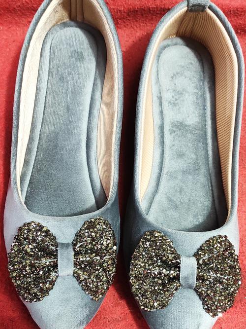 shoes - 18208516 - Very Small Image - 1