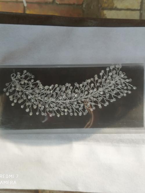 hair accessories - 18209315 - Very Small Image - 1