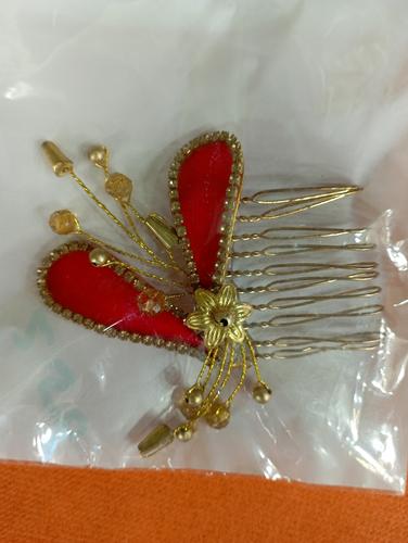 hair accessories red gold color  - 18209479 - Very Small Image - 1