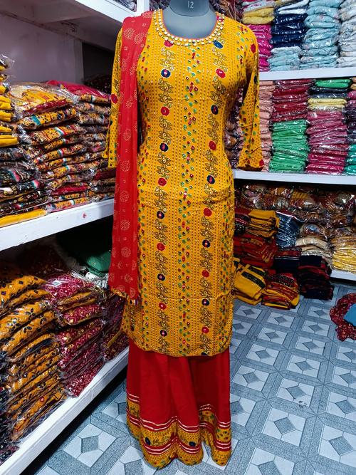kurta plazo with dupatta set - 18209897 - Very Small Image - 1