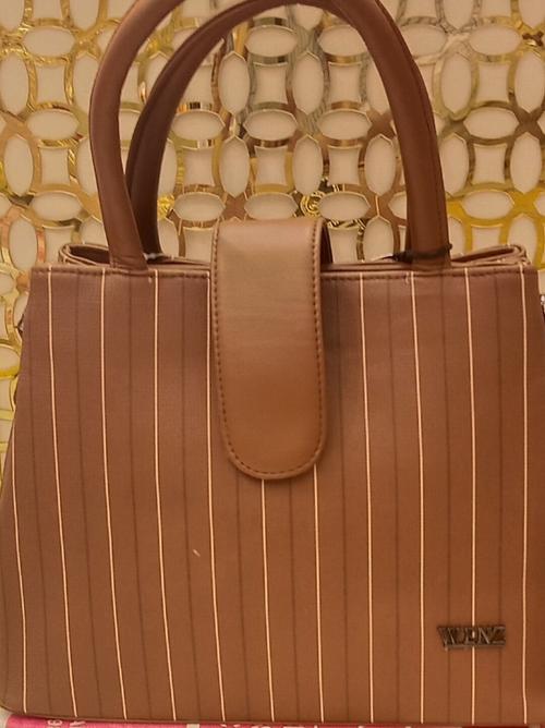 ladies handbags - 18210368 - Very Small Image - 1