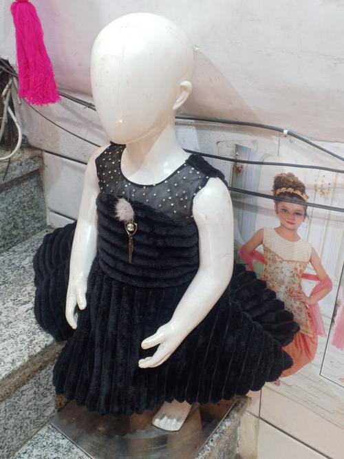 good quality gown - 18212138 - Very Small Image - 1