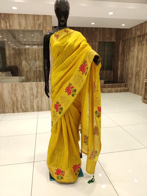 fancy fabric saree with embroidery and - 18215076 - Very Small Image - 1