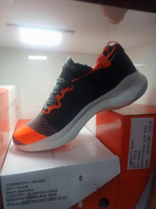 orange na sports shoes - 18216419 - Very Small Image - 1