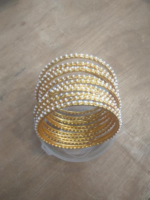ladies bangles gold color - 18218719 - Very Small Image - 1