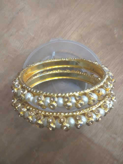 ladies bangles gold color - 18218730 - Very Small Image - 1